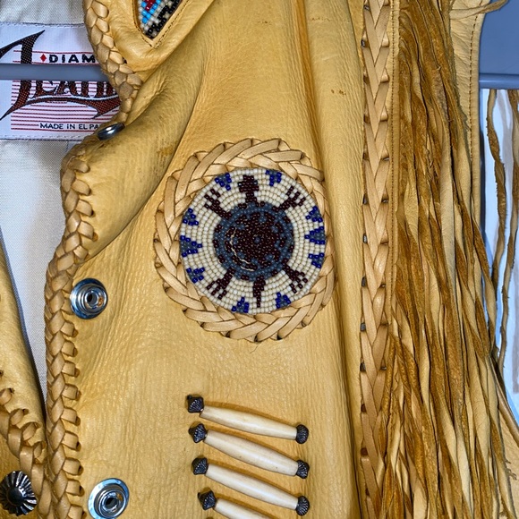 Vintage Diamond Leathers western twisted fringe beaded vest - Picture 6 of 15